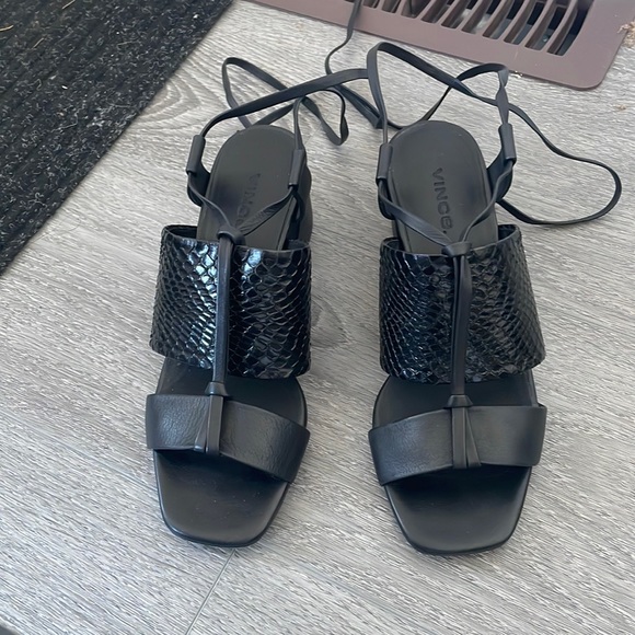 Vince Dunaway Ankle Wrap Black Leather Sandals - Picture 5 of 8